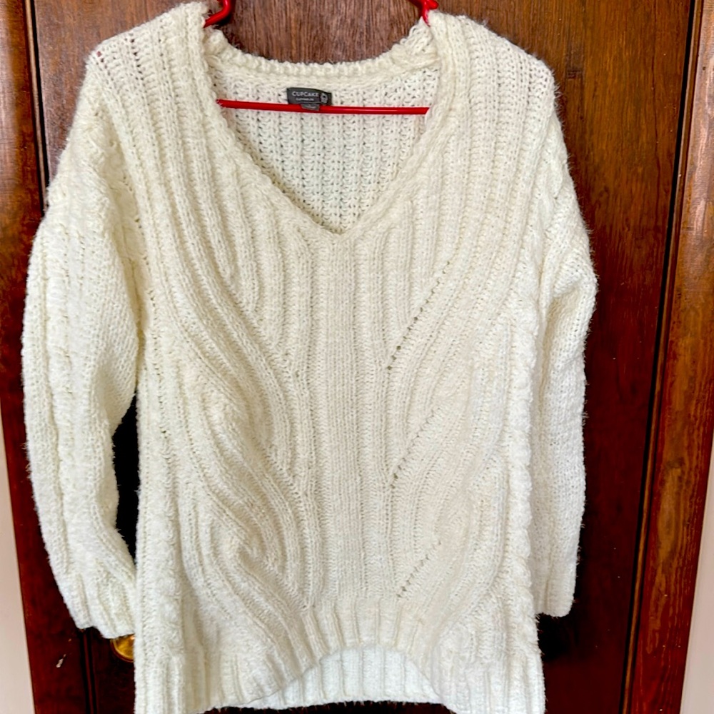 Cupcake L White Sweater